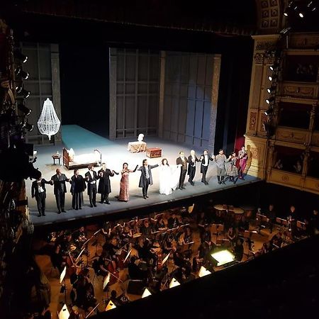 トリエステStill Und Stilvoll Im Stadtzentrumアパートメント エクステリア 写真